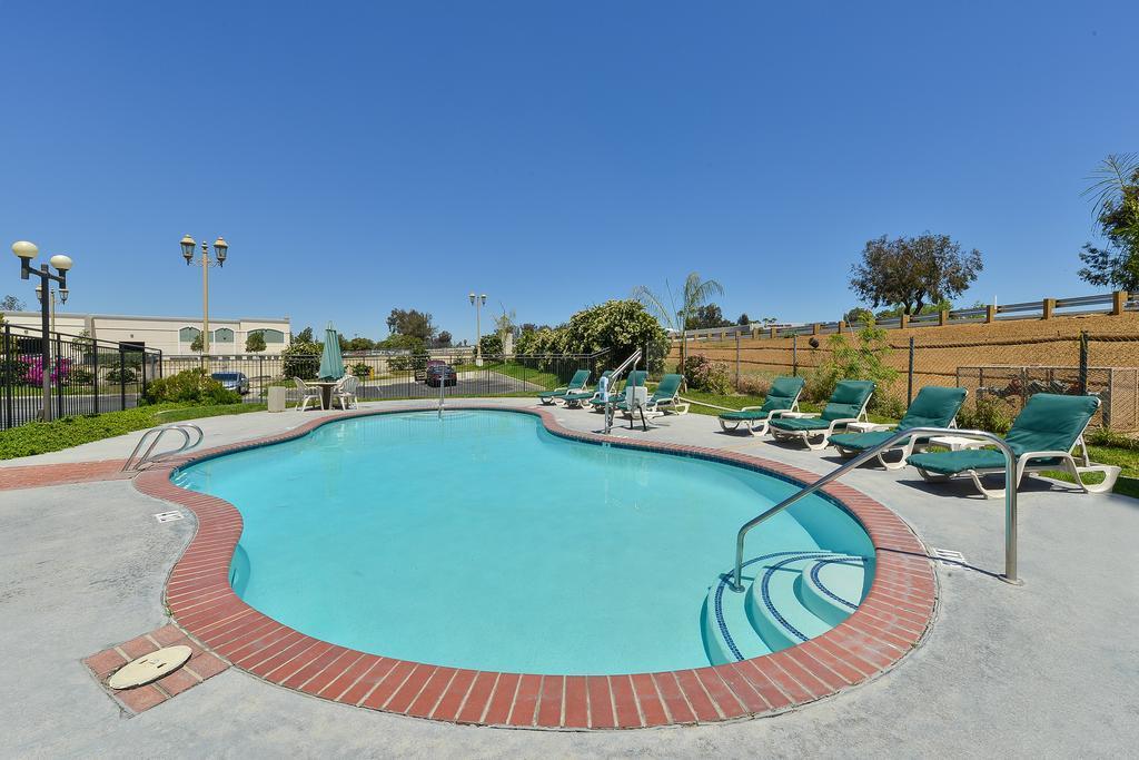 Quality Inn Temecula Valley Wine Country Ngoại thất bức ảnh